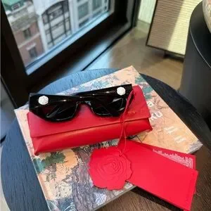 Magda Butrym | Accessories | Magda Butrym Black Oval  display picture 1